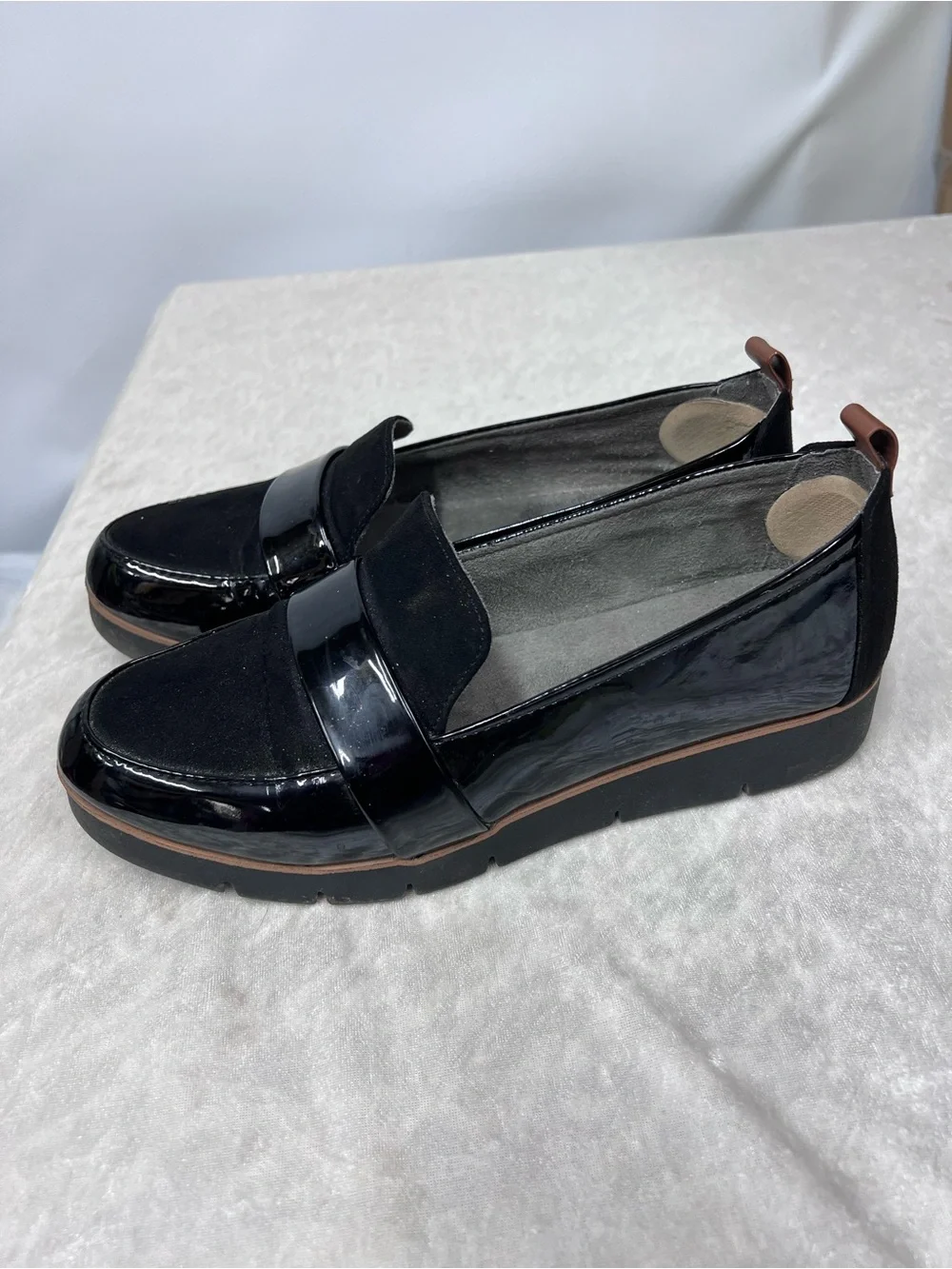 Dr. Scholl’s Black Slip-On Loafers glossy black brown trim 7.5